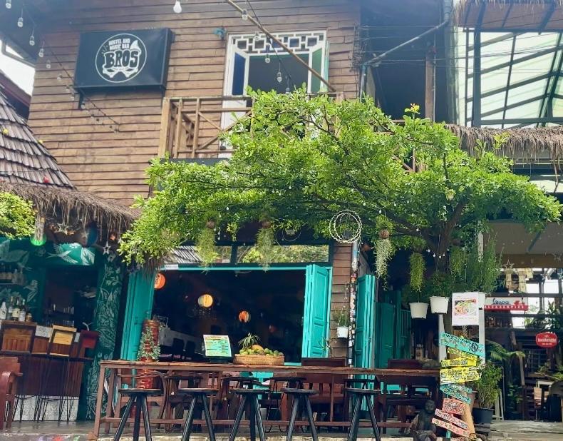 Hostel And Music Bar Bros Pai Exterior foto